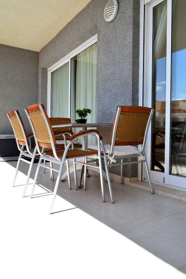 Perfect Location With Stunning Views, 2 Minutes To Beach Calpe Exterior photo